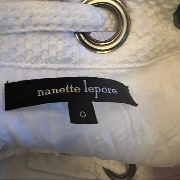 🌺NANETTE LEPORE White Workaholic Dress w/ Pockets Size 0-Silver Chunk Chainlink🌺 - Picture 6 of 8